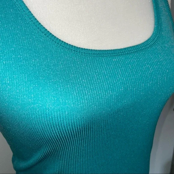 Reebok Ribbed Racerback Tanks (2) - Picture 6 of 13